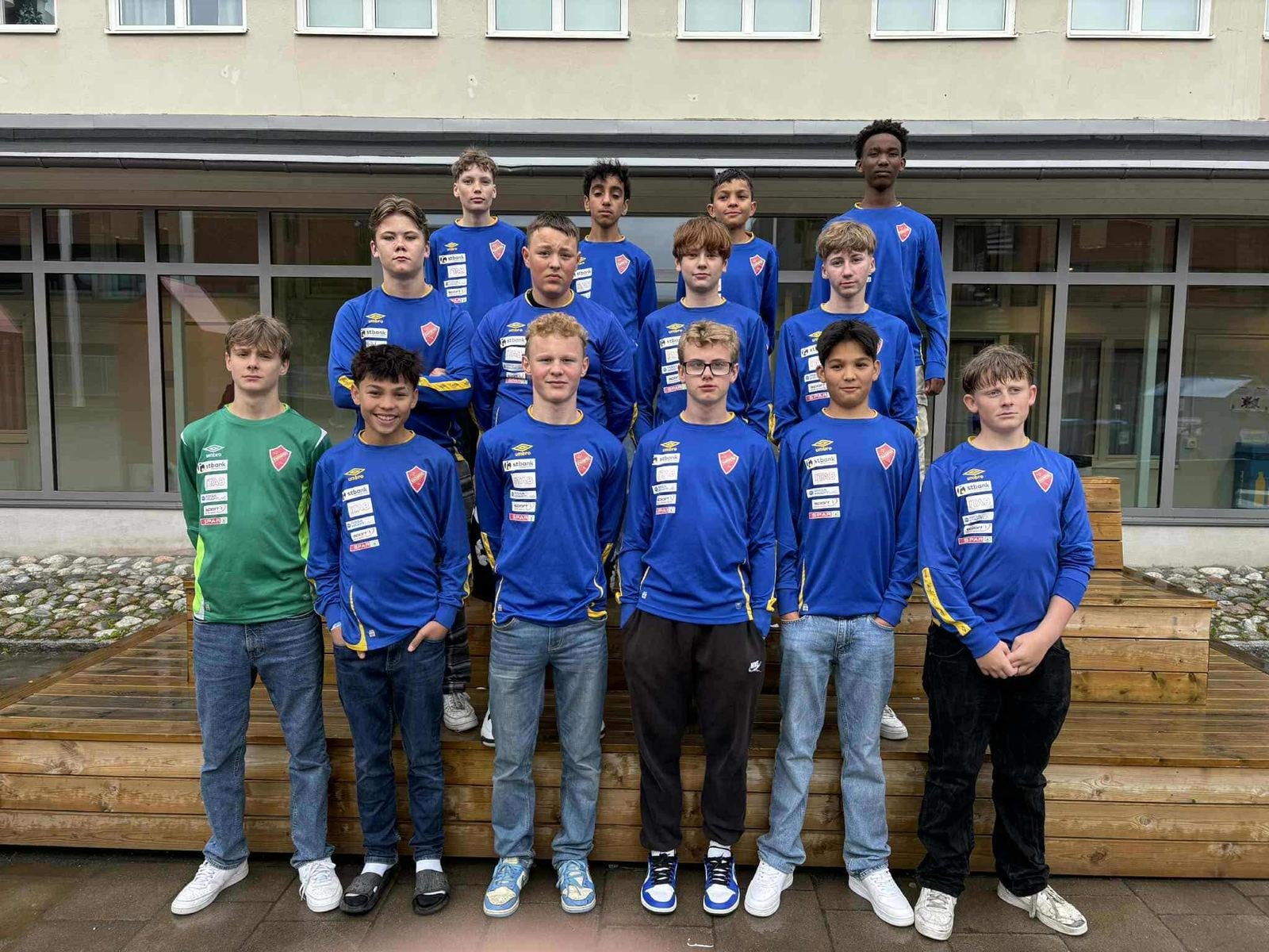 J/G 13-16 på Storsjøcup